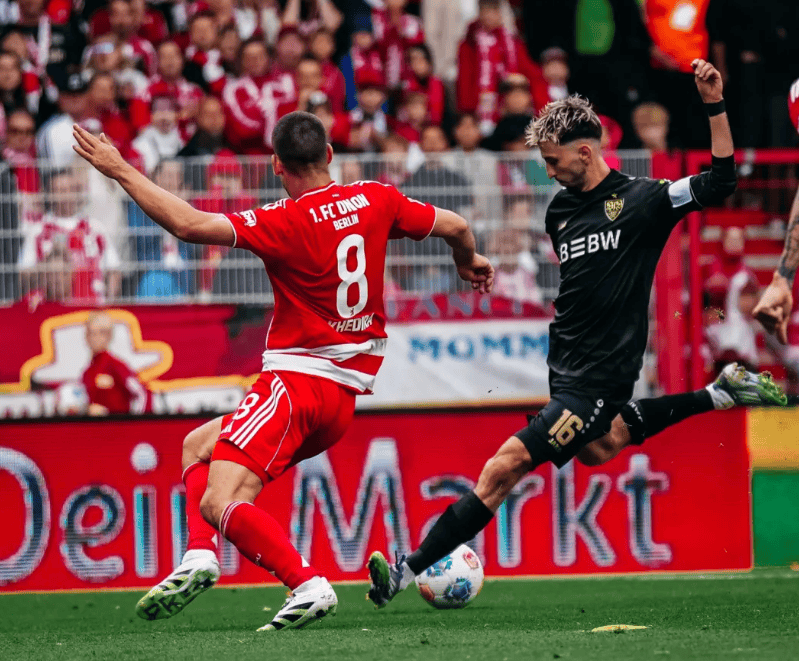 斯图加特围绕英超豪取连胜蒂姆在拜仁比赛中败北,赛后德国杯焦点战看傻球迷的简单介绍 斯图加特围绕英超豪取连胜蒂姆在拜仁比赛中败北,赛后德国杯焦点战看傻球迷的简单介绍