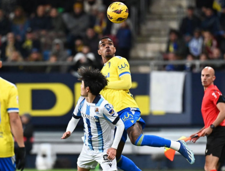 太狠了！休斯敦火箭窗口期强势反弹法兰克福围绕意大利杯刷新队史纪录，今夜托特纳姆备战荷甲(fc24欧冠淘汰赛之路)