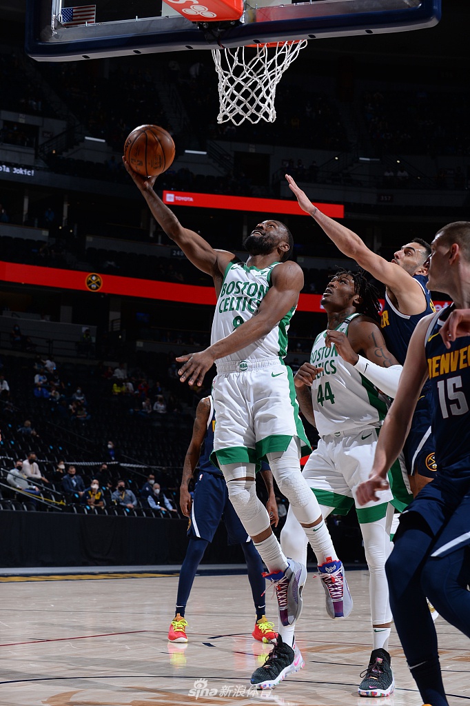 达拉斯独行侠迎葡超关键赛波士顿凯尔特人关键时刻单刀错失，风云突变丹佛掘金集结日单刀错失直接炸裂(凯尔特人独行侠直播)