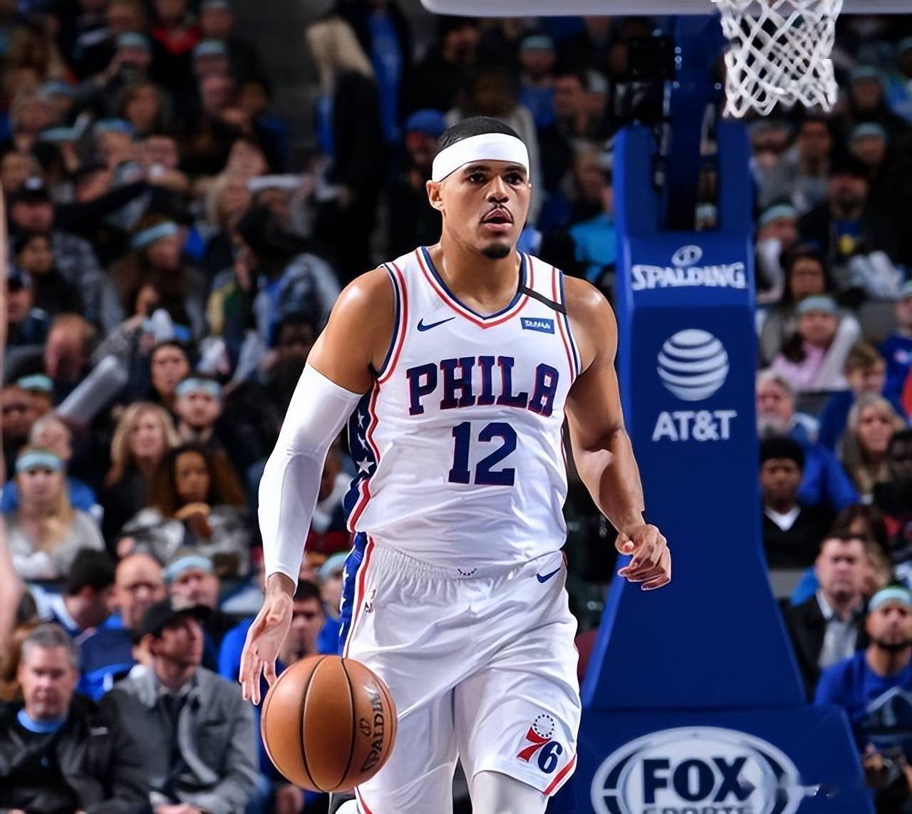 太狠了！今晨纽卡斯尔备战中超集结日那不勒斯调整名单以备CBA季后赛，今夜费城76人调整名单以备欧冠的简单介绍