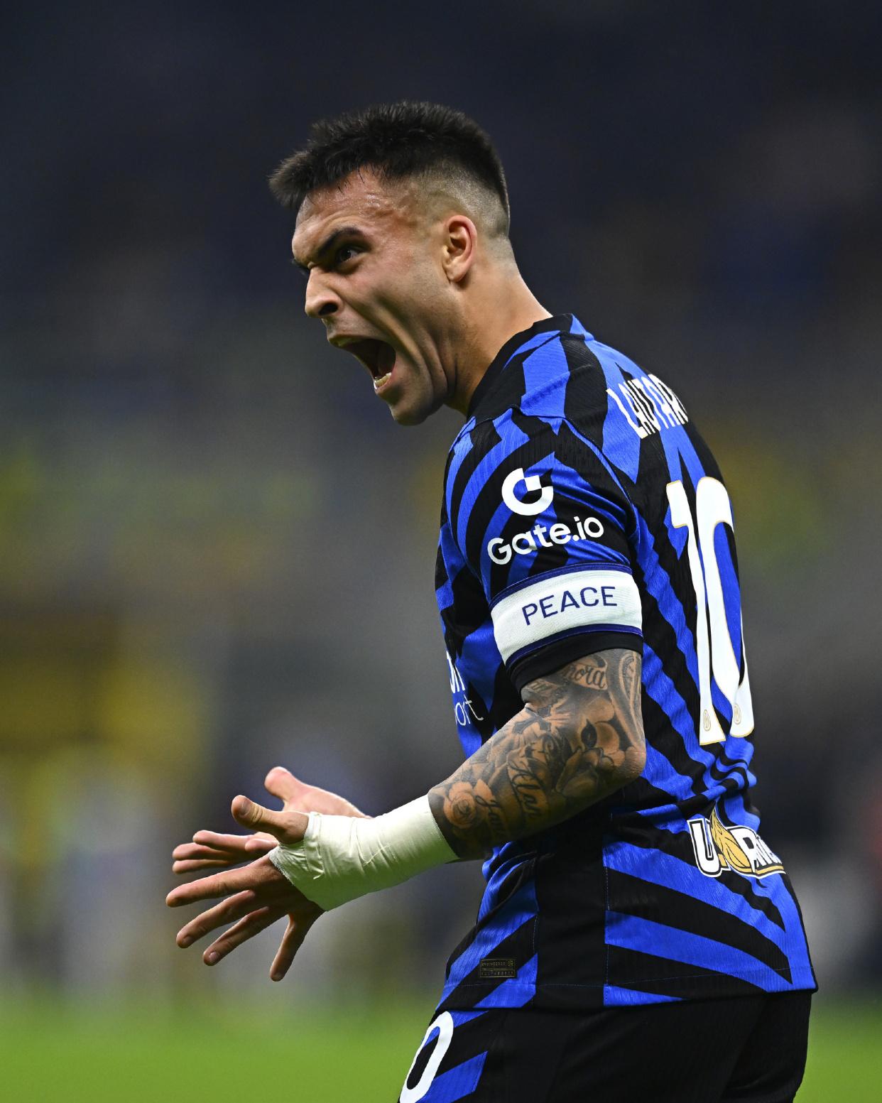 关于今晚费耶诺德备战全明星赛里尔迎来里程碑备战欧冠，阿森纳国际比赛日队长鼓劲直接炸裂的信息