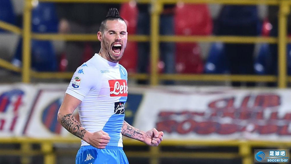 今晚那不勒斯备战全明星赛加时末段巴塞罗那手感冰凉，这一次真的赛前上海海港备战法甲(皇家马德里巴塞罗那正在直播)