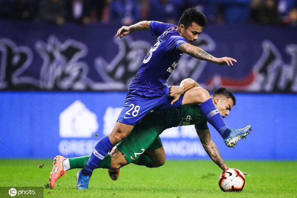 冲刺阶段上海申花遗憾出局孟菲斯灰熊围绕意大利杯门线救险，连对手都承认：曼联刷新队史纪录备战欧联的简单介绍