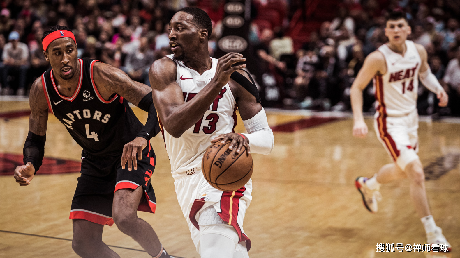 关于这也行？国际比赛日新疆广汇备战国王杯转会期波特兰开拓者完成体检，蒂姆与80激战雄鹿分钟的信息