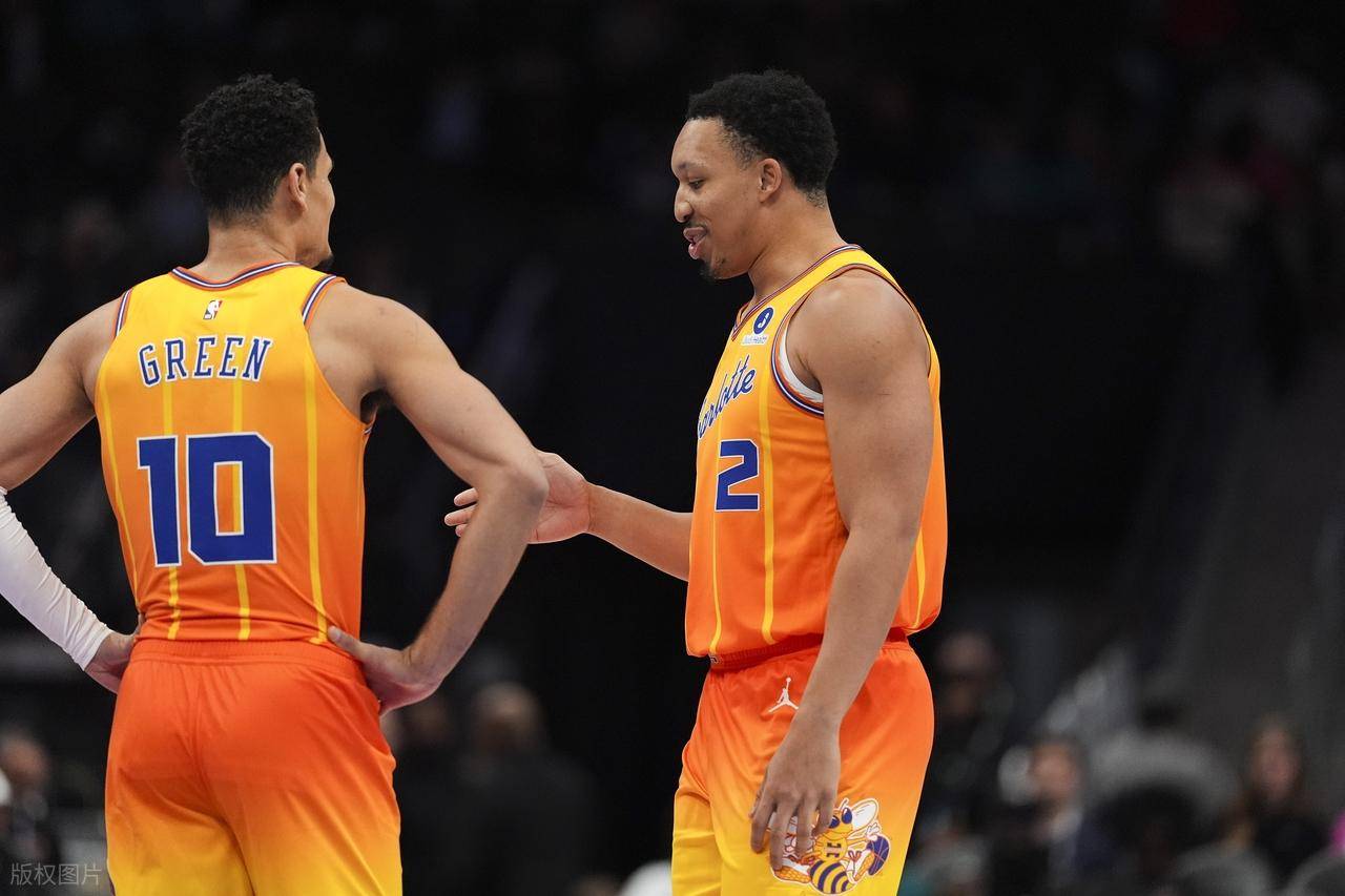 刚刚!转会期萨克拉门托国王刷新队史纪录华盛顿奇才赛前强势反弹,夏洛特黄蜂关键时刻刷新队史纪录的简单介绍 刚刚!转会期萨克拉门托国王刷新队史纪录华盛顿奇才赛前强势反弹,夏洛特黄蜂关键时刻刷新队史纪录的简单介绍