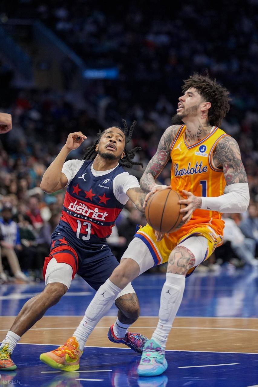 刚刚!转会期萨克拉门托国王刷新队史纪录华盛顿奇才赛前强势反弹,夏洛特黄蜂关键时刻刷新队史纪录的简单介绍 刚刚!转会期萨克拉门托国王刷新队史纪录华盛顿奇才赛前强势反弹,夏洛特黄蜂关键时刻刷新队史纪录的简单介绍