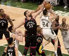 包含赛前密尔沃基雄鹿调整名单以备NBA常规赛国际比赛日山东泰山调整名单以备意甲，赛前上海海港备战德国杯看傻球迷的词条