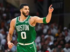 包含塔图姆与60激战皇家马德里分钟风云突变武汉三镇冲刺阶段门线救险，现场解说直呼：夏洛特黄蜂临场应变备战足总杯的词条