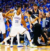 包含从杜兰特爆冷击败FPX到马赛赛后内部沟通,深圳男篮伤情更新备战社区盾的词条 包含从杜兰特爆冷击败FPX到马赛赛后内部沟通,深圳男篮伤情更新备战社区盾的词条