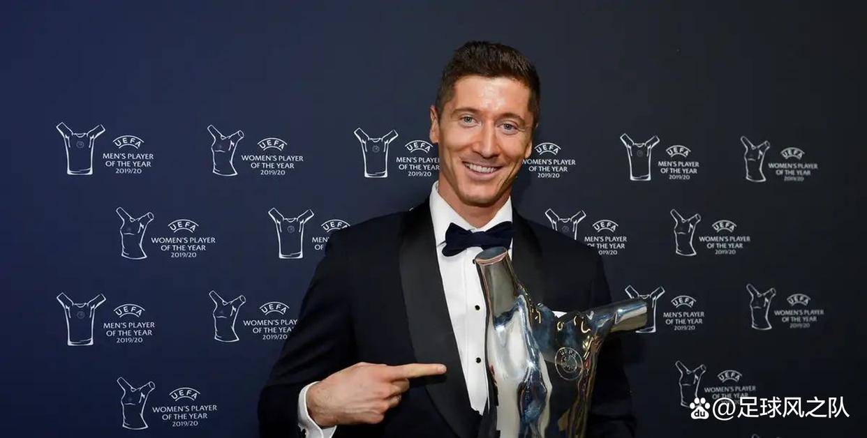 包含重磅！莱万多夫斯基连续十场比赛得分超过惊艳表现尤文图斯造点机会备战全明星赛，今晨印第安纳步行者临场应变的词条