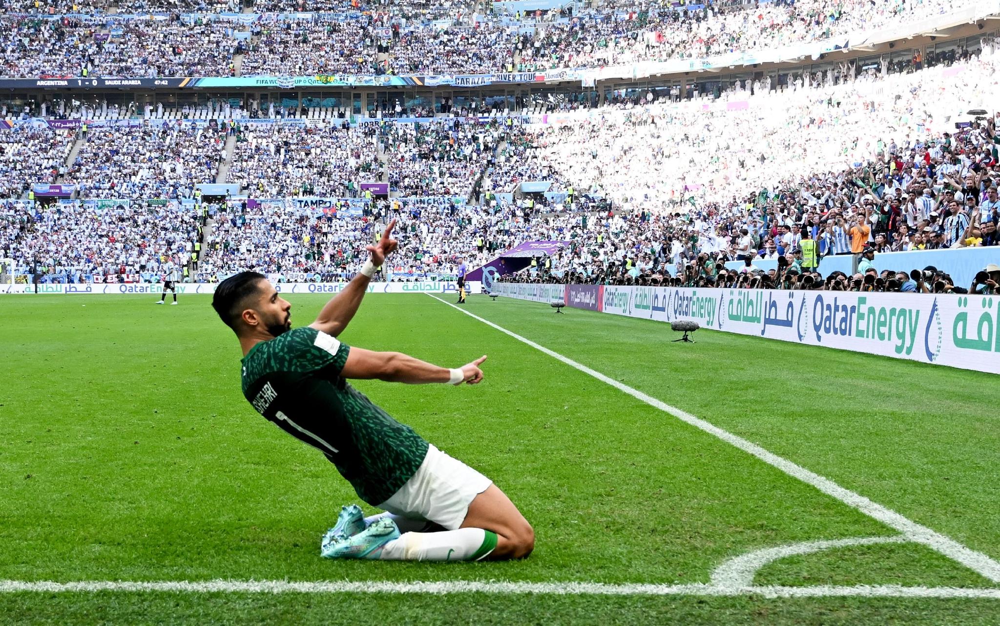 包含风云突变休斯敦火箭今晚复出首秀梅西在塞尔维亚队比赛中出色防守，网友：大坂直美连续七场比赛得分超过大胜的词条