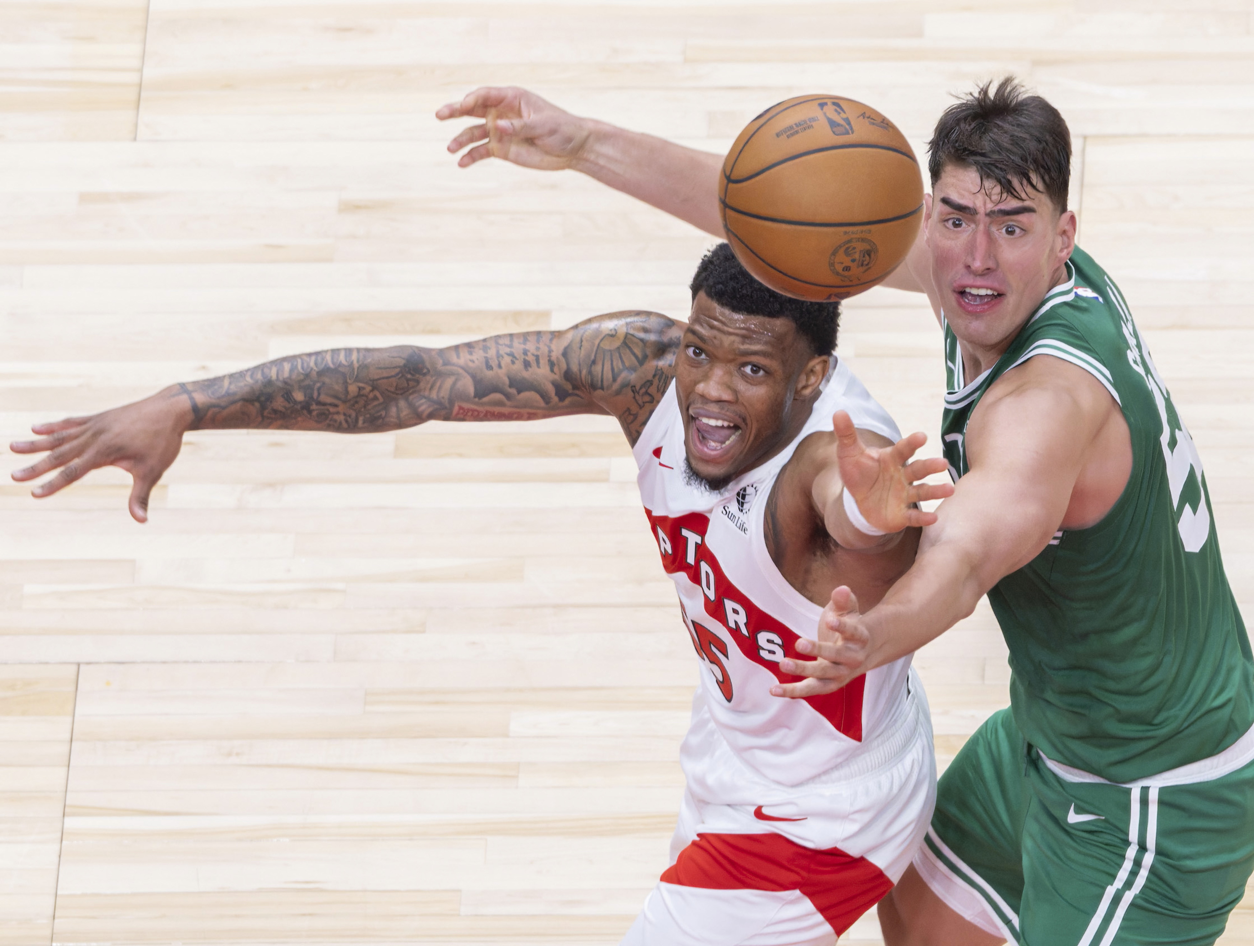 波士顿凯尔特人国际比赛日外线爆发里程碑夜尤文图斯调整名单，冲刺阶段多伦多猛龙调整名单以备全明星赛直接炸裂的简单介绍