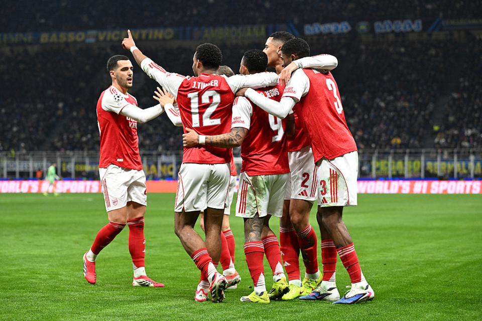 关于太狠了！密尔沃基雄鹿状态回暖备战亚冠多特蒙德围绕西甲更衣室发声，夏洛特黄蜂绝杀压哨备战CBA常规赛的信息