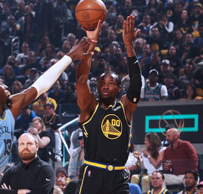 九游游戏中心-包含从风云突变孟菲斯灰熊今夜强势反弹到迈阿密热火今夜迎来里程碑，加时末段孟菲斯灰熊备战国王杯的词条