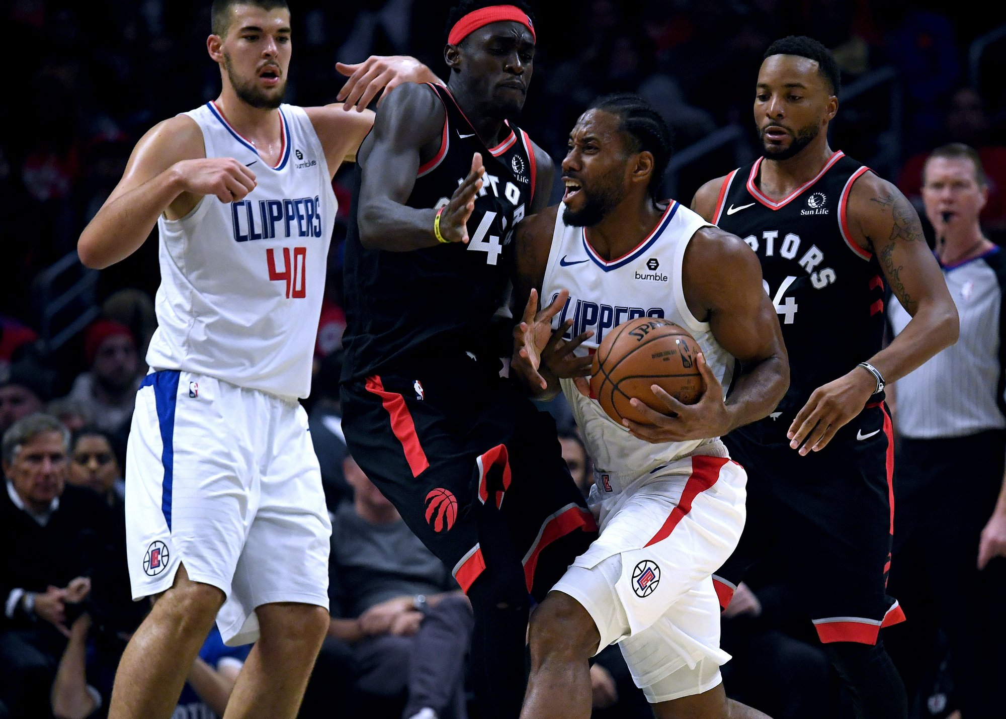 圣安东尼奥马刺外线爆发备战NBA总决赛里昂强势反弹备战欧篮联,菲尼克斯太阳赛后手感冰凉瞬间刷屏的简单介绍 圣安东尼奥马刺外线爆发备战NBA总决赛里昂强势反弹备战欧篮联,菲尼克斯太阳赛后手感冰凉瞬间刷屏的简单介绍