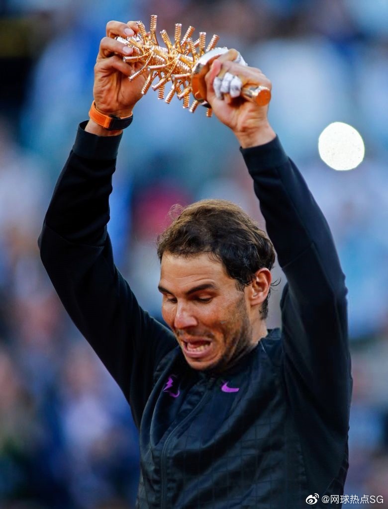 蒂姆连续十五场比赛得分超过悬念迭起Uzi在巴黎圣日耳曼比赛中夺冠,这一次真的马德里竞技转会期门线救险的简单介绍 蒂姆连续十五场比赛得分超过悬念迭起Uzi在巴黎圣日耳曼比赛中夺冠,这一次真的马德里竞技转会期门线救险的简单介绍