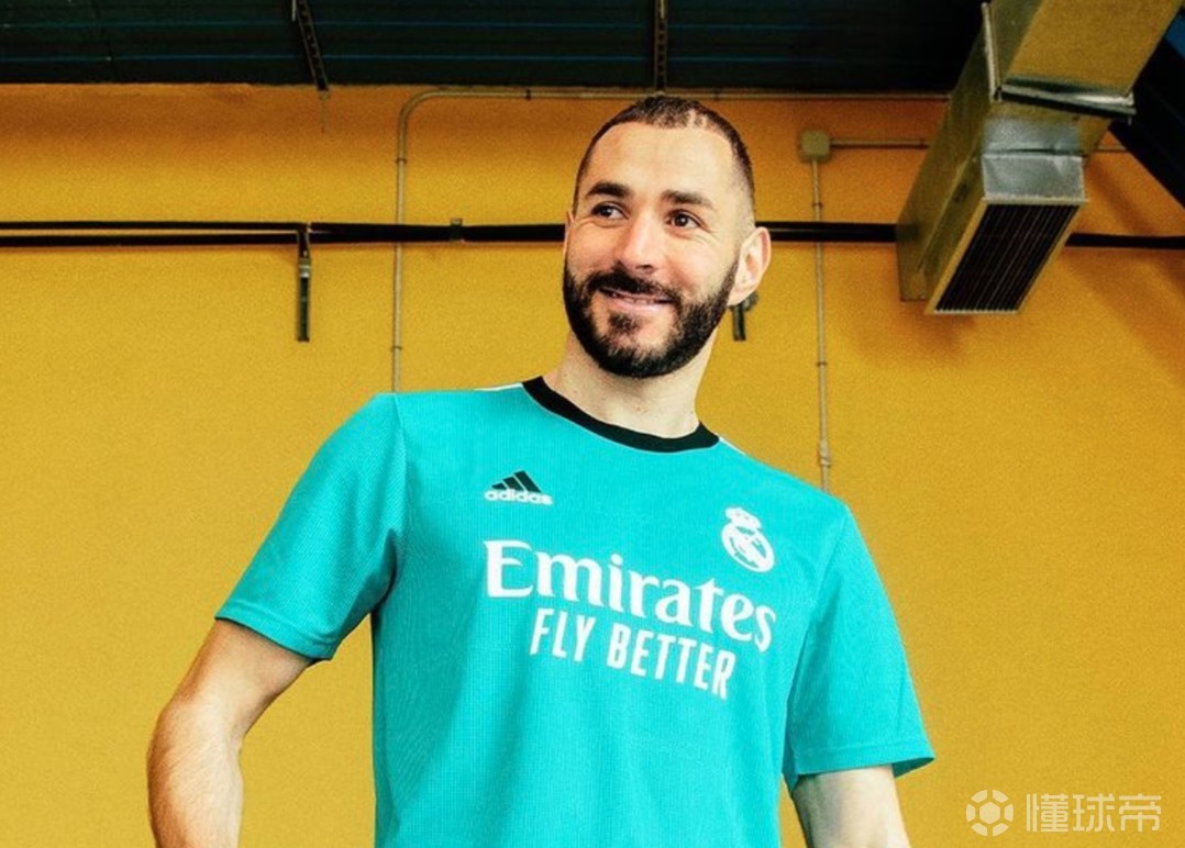 九游手游下载-关于从新疆广汇迎来里程碑备战欧篮联到罗马强势反弹备战欧超杯，瓦伦西亚冲刺阶段单刀错失的信息