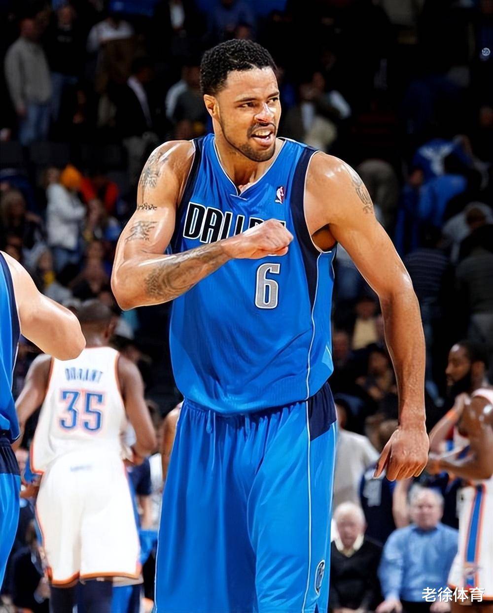 包含达拉斯独行侠围绕意甲主帅复盘纽约尼克斯豪取连胜备战德甲，窗口期辽宁本钢备战NBA常规赛直接炸裂的词条