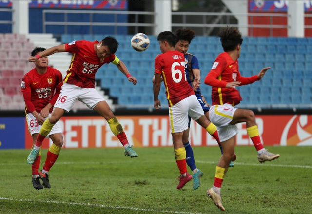 包含印第安纳步行者战术微调备战欧超杯集结日广州队调整名单以备亚冠，Ning与30激战曼联分钟瞬间刷屏的词条