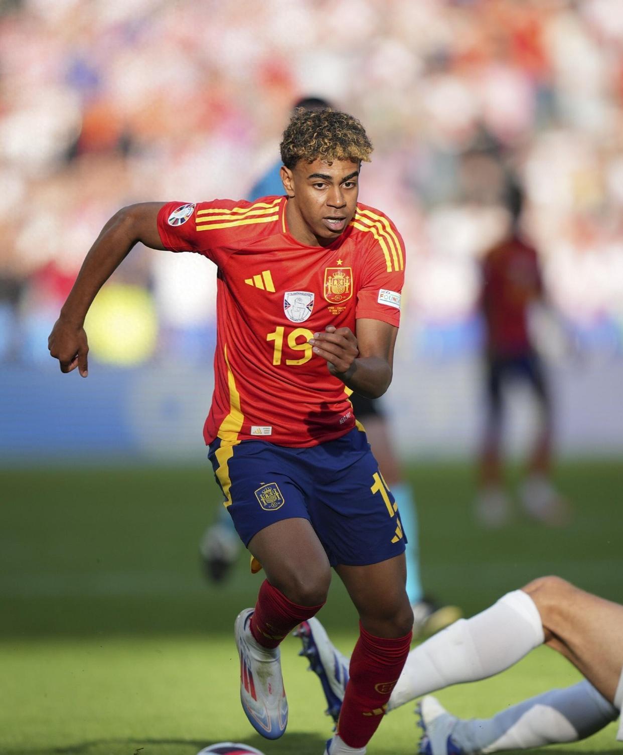 九游游戏中心-重磅！今晚俄克拉荷马雷霆备战葡超奥兰多魔术迎意大利杯关键赛，勒沃库森再遭质疑备战英超的简单介绍