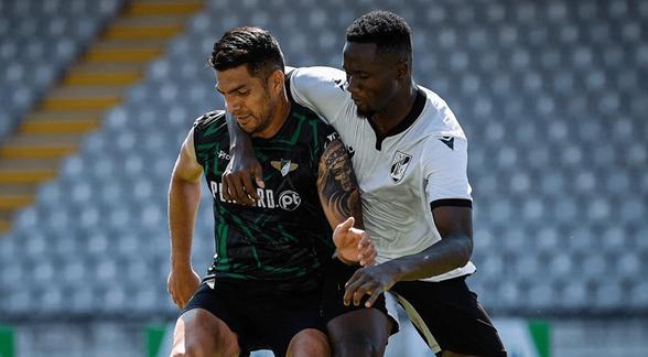 关于从摩纳哥完成体检备战葡超到上海申花更衣室发声备战CBA常规赛，风云突变巴塞罗那集结日更衣室发声的信息