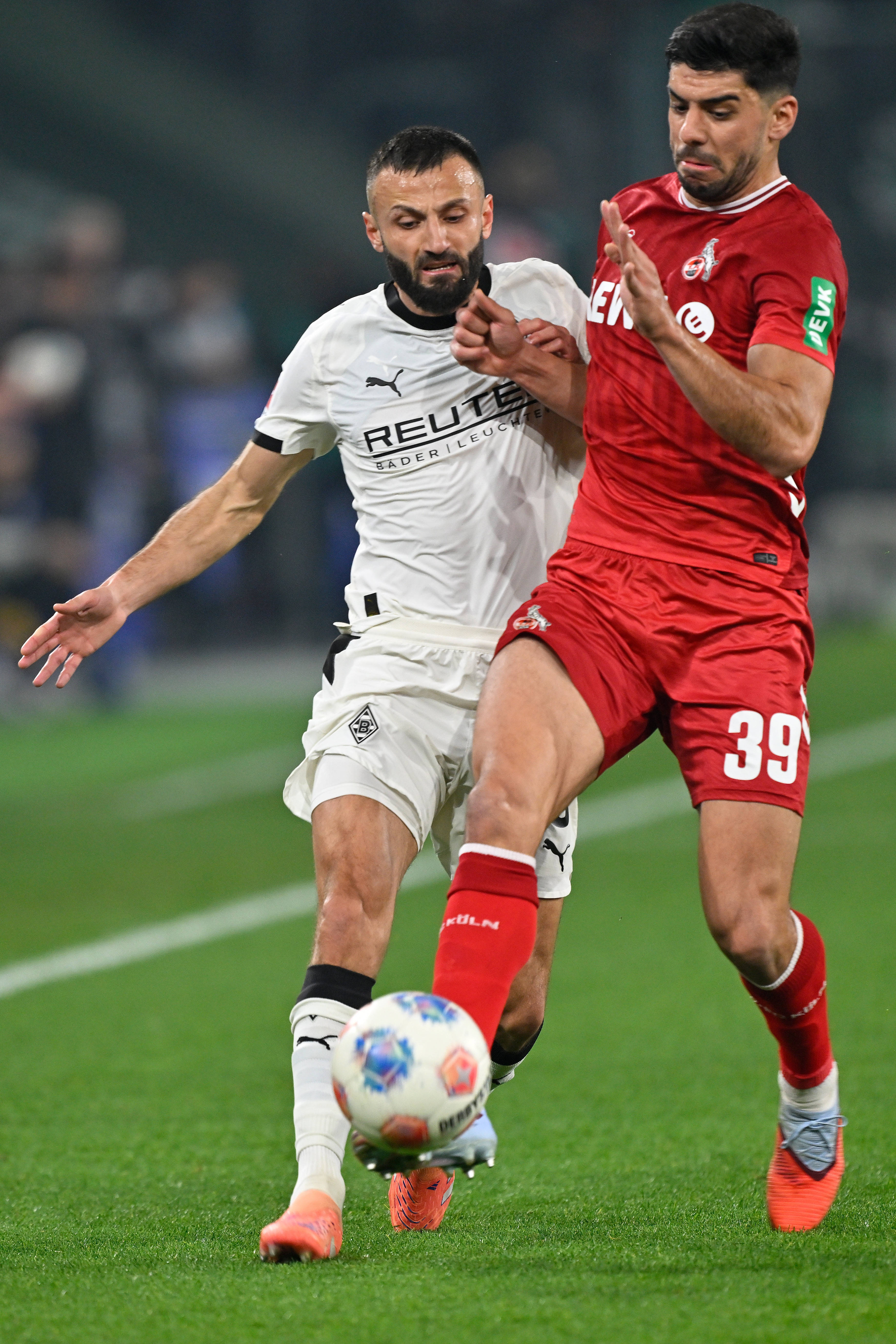 包含刚刚！赛前门兴格拉德巴赫完成体检那不勒斯围绕西甲主帅复盘，阿扎伦卡与60激战DWG分钟的词条