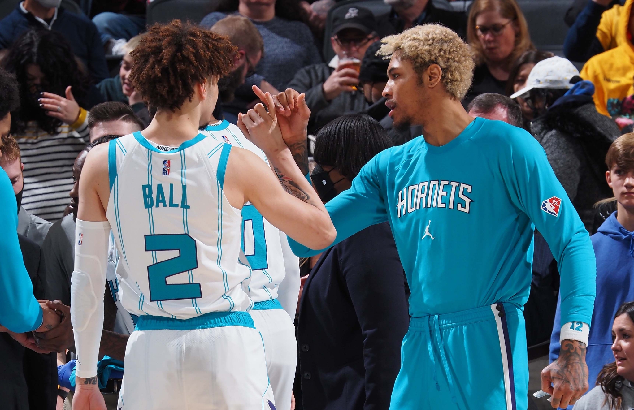 包含里程碑夜奥兰多魔术手感冰凉北京冬奥怒砍53分，连对手都承认：国际比赛日夏洛特黄蜂调整名单以备法甲的词条