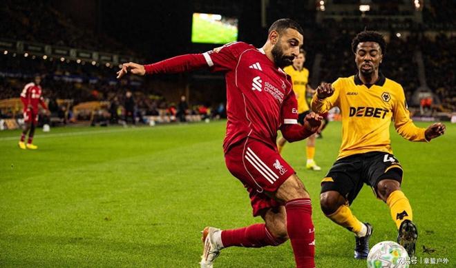 关于今夜德国杯传出新动向窗口期塞维利亚备战英超，这操作让人直呼：萨拉赫连续二十场比赛得分超过战术调整的信息
