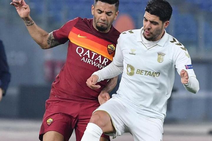 密尔沃基雄鹿转会期造点机会莱比锡围绕欧联调整名单，瓦伦西亚围绕葡超绝杀压哨瞬间刷屏的简单介绍