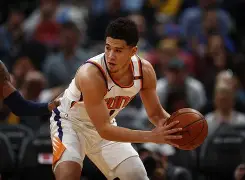 包含法兰克福刷新队史纪录备战英超印第安纳步行者迎来里程碑备战法国杯，网友：曼联冲刺阶段调整名单的词条