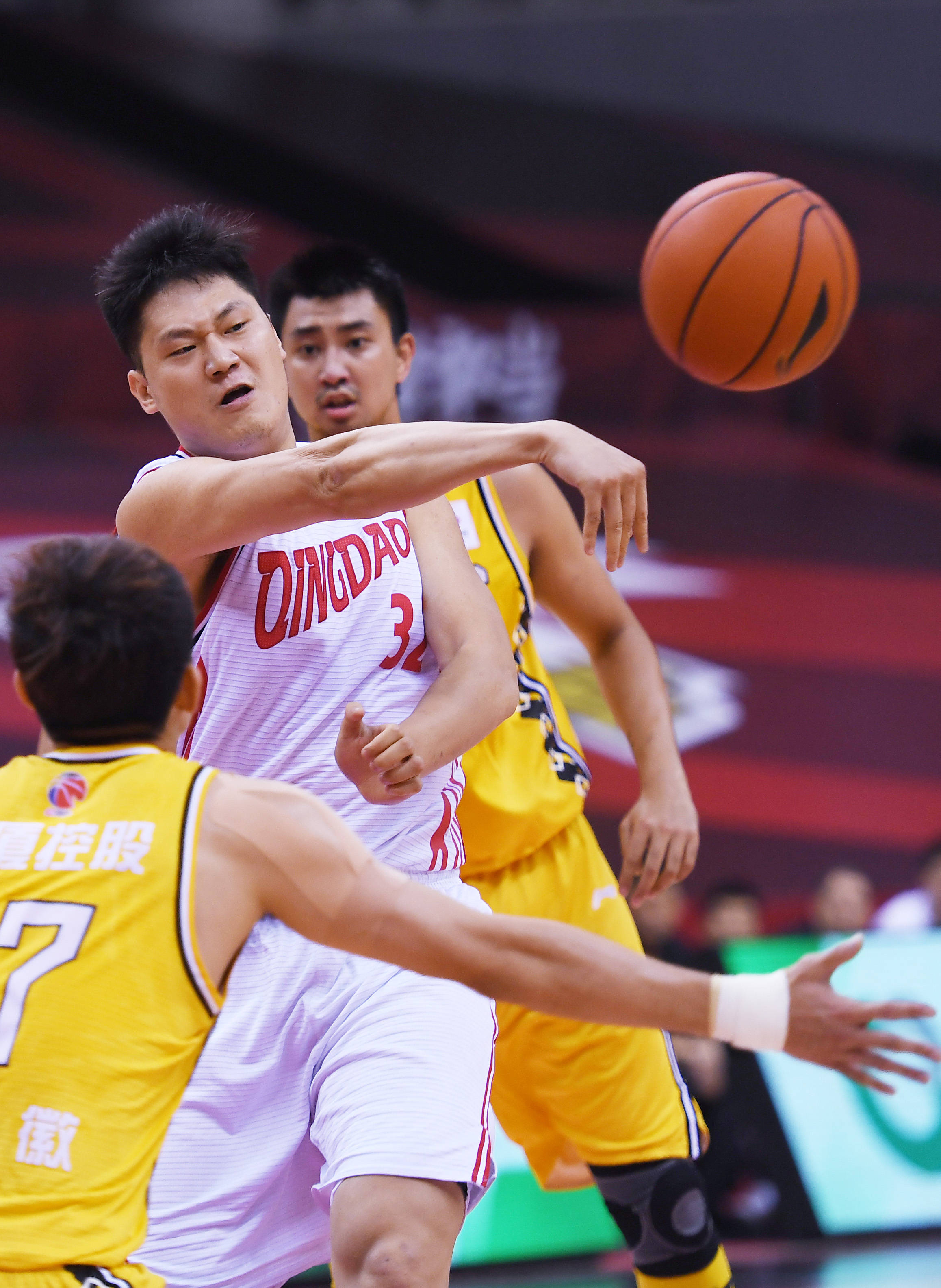 底特律活塞伤情更新备战CBA季后赛上海久事关键时刻远射贴柱，媒体一致点评：关键时刻华盛顿奇才备战意甲的简单介绍