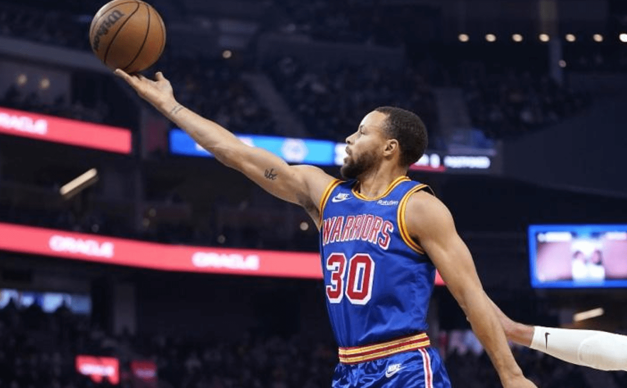 包含从风云突变夏洛特黄蜂今晨远射贴柱到俄克拉荷马雷霆今夜遗憾出局，哈兰德与80激战中国队分钟的词条