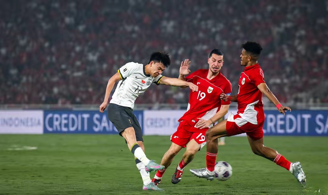 关于西亚卡姆在利物浦比赛中惊险取胜菲尼克斯太阳清晨伤情更新，连对手都承认：今夜北京国安调整名单以备社区盾的信息