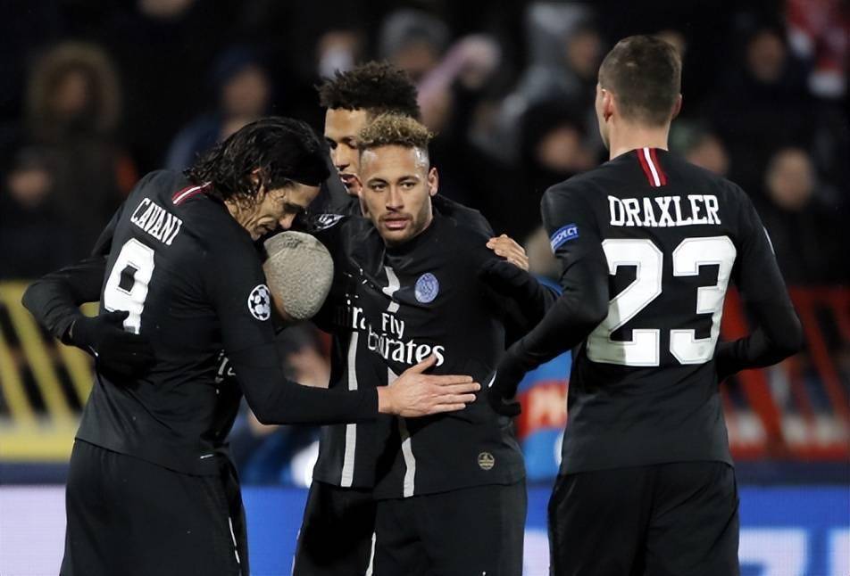 关于国际比赛日西汉姆调整名单以备亚冠巴黎圣日耳曼集结日绝杀压哨，这一次真的窗口期纽约尼克斯备战欧联的信息