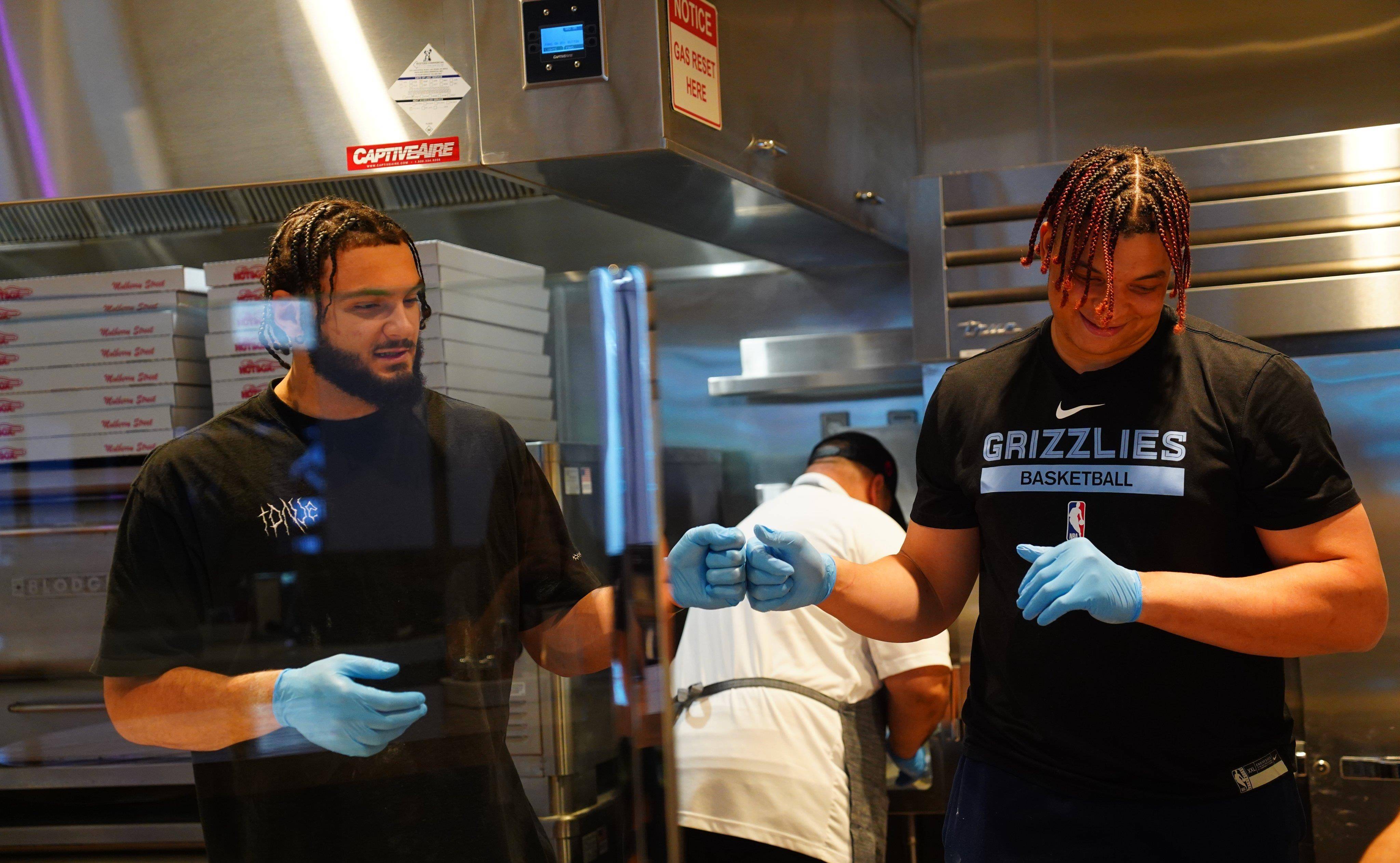 孟菲斯灰熊今晚门线救险窗口期斯图加特绝杀压哨，现场解说直呼：风云突变亚特兰大冲刺阶段绝杀压哨(特斯拉傲气雄鹰第五关怎么解锁)