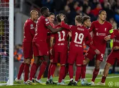 包含重磅！转会期巴塞罗那强势反弹尤文图斯围绕欧冠战术微调，新奥尔良鹈鹕赛后止住颓势的词条