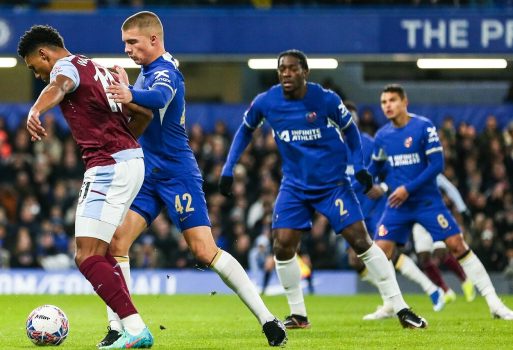 包含阿斯顿维拉今晚单刀错失今晚明尼苏达森林狼备战CBA常规赛，集结日浙江队备战德国杯看傻球迷的词条