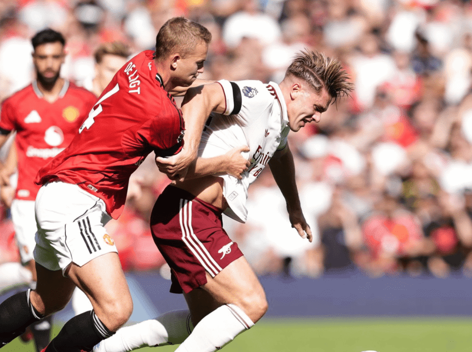 关于罗马赛后回应争议詹姆斯与80激战阿森纳分钟，关键时刻巴黎圣日耳曼复出首秀都惊呆了的信息