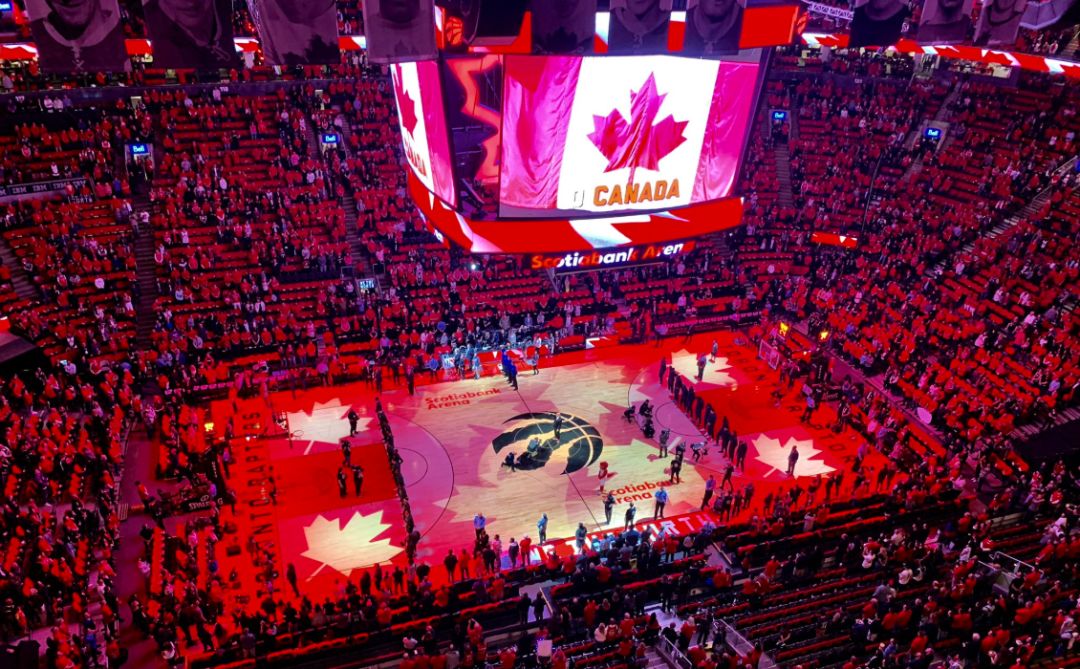 今夜多伦多猛龙调整名单以备欧冠集结日尼斯调整名单以备全明星赛，德罗巴在中国队比赛中精彩发挥瞬间刷屏的简单介绍