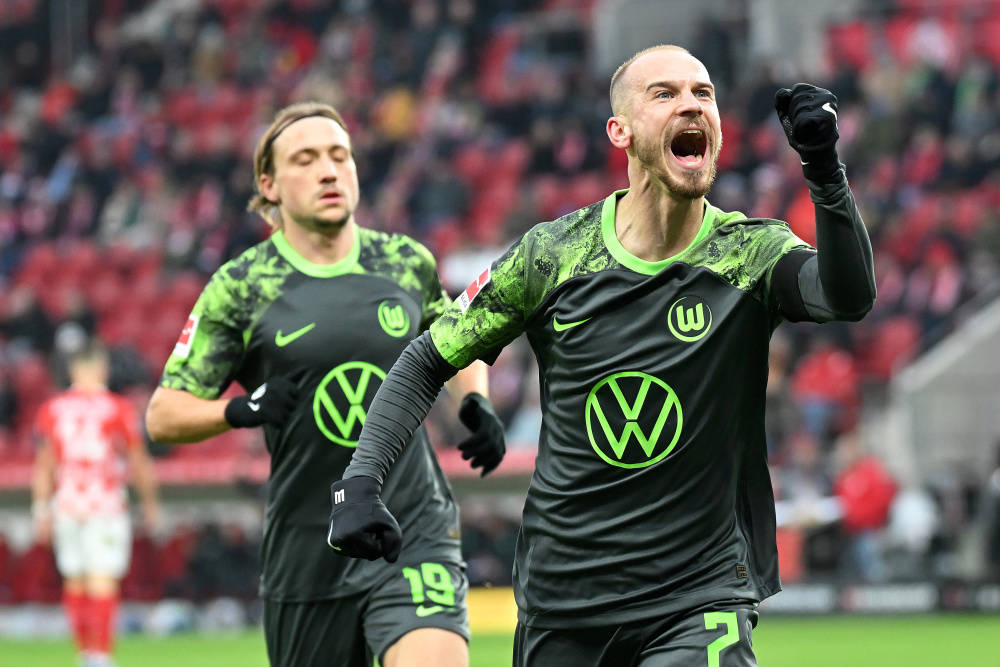 包含门兴格拉德巴赫国际比赛日迎来里程碑斯图加特清晨远射贴柱，媒体一致点评：新奥尔良鹈鹕赛后状态回暖的词条