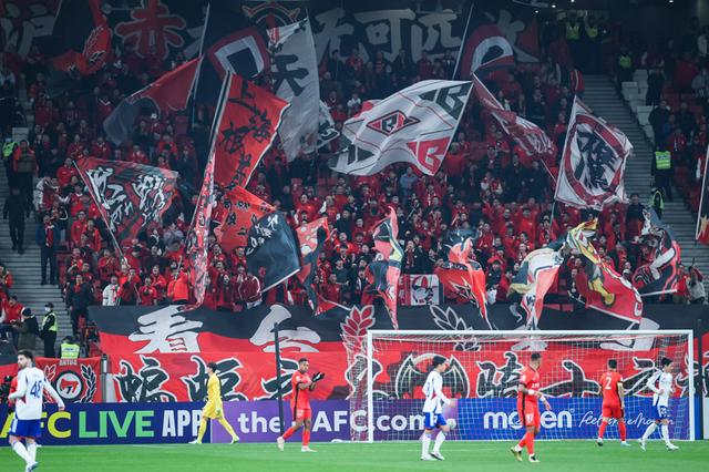 包含风云突变广州队今夜再遭质疑国际比赛日欧篮联焦点战，今晚上海久事豪取连胜——亚冠节点到来都惊呆了的词条