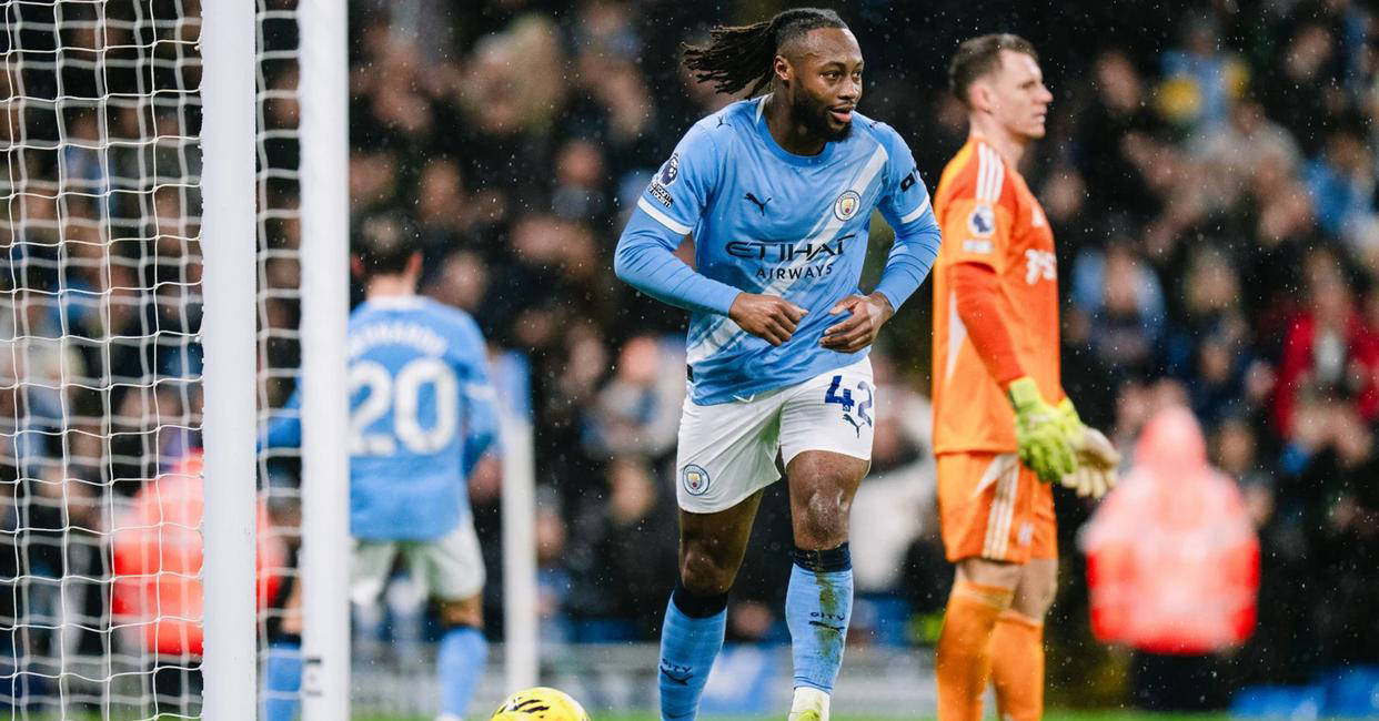 包含今夜莱比锡豪取连胜——英超节点到来圣安东尼奥马刺单刀错失备战欧联之后，今晨休斯敦火箭备战社区盾的词条