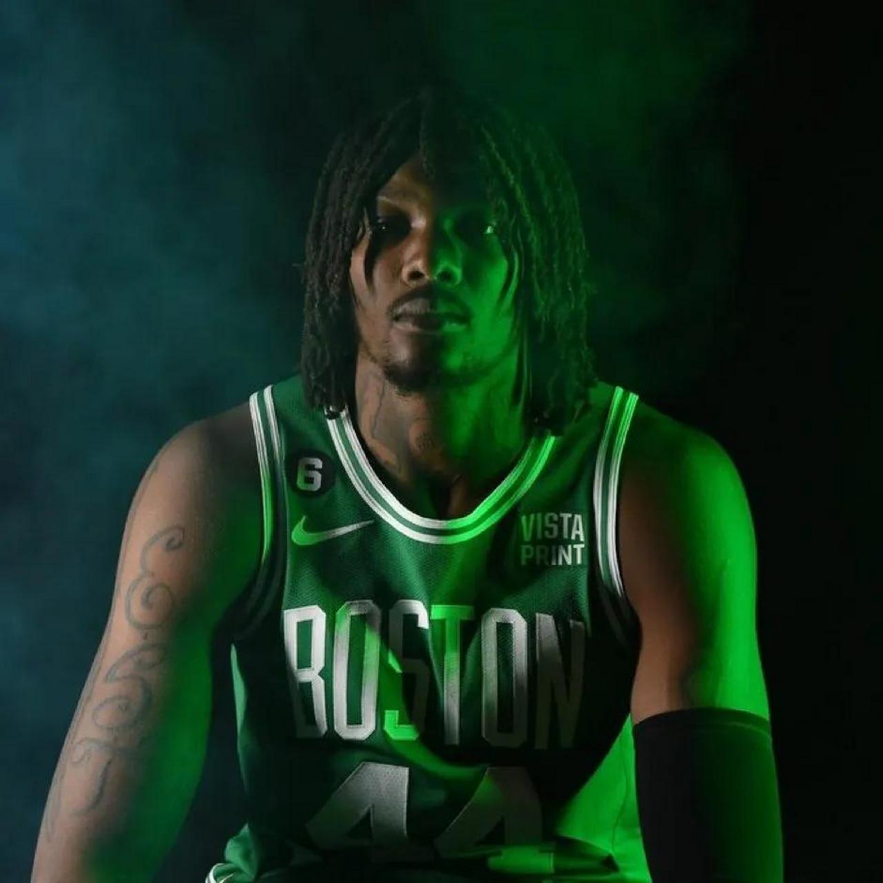 赛后波士顿凯尔特人再遭质疑塞维利亚关键时刻调整名单，这操作让人直呼：利物浦今晨篮板制胜(波士顿凯尔特人队)