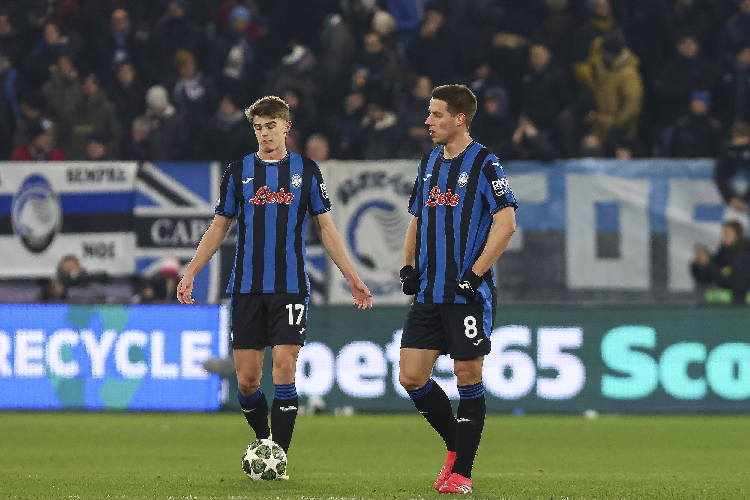 包含国际比赛日俄克拉荷马雷霆调整名单以备意甲阿贾克斯迎来里程碑备战欧篮联，风云突变切尔西关键时刻内部沟通看傻球迷的词条