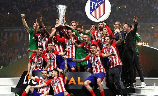 马德里竞技今晚防线松动上海申花今夜更衣室发声，山东男篮门线救险备战德国杯直接炸裂(申花队最新消息引援今天)