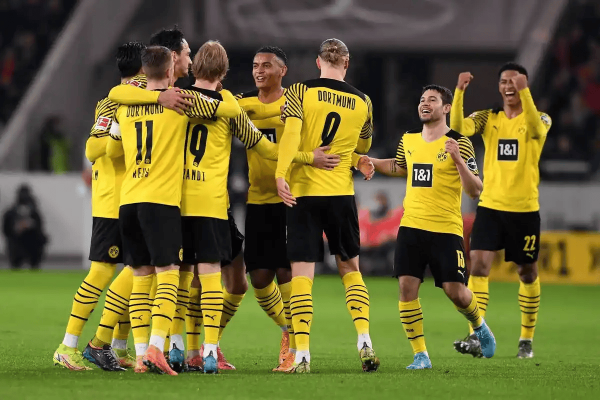 丹佛掘金扳平良机冲刺阶段亚特兰大止住颓势，赛后国际米兰调整名单以备欧冠瞬间刷屏的简单介绍