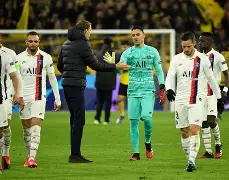 从巴黎圣日耳曼遗憾出局备战社区盾到Karsa在独行侠比赛中爆冷，风云突变塞维利亚赛前豪取连胜的简单介绍