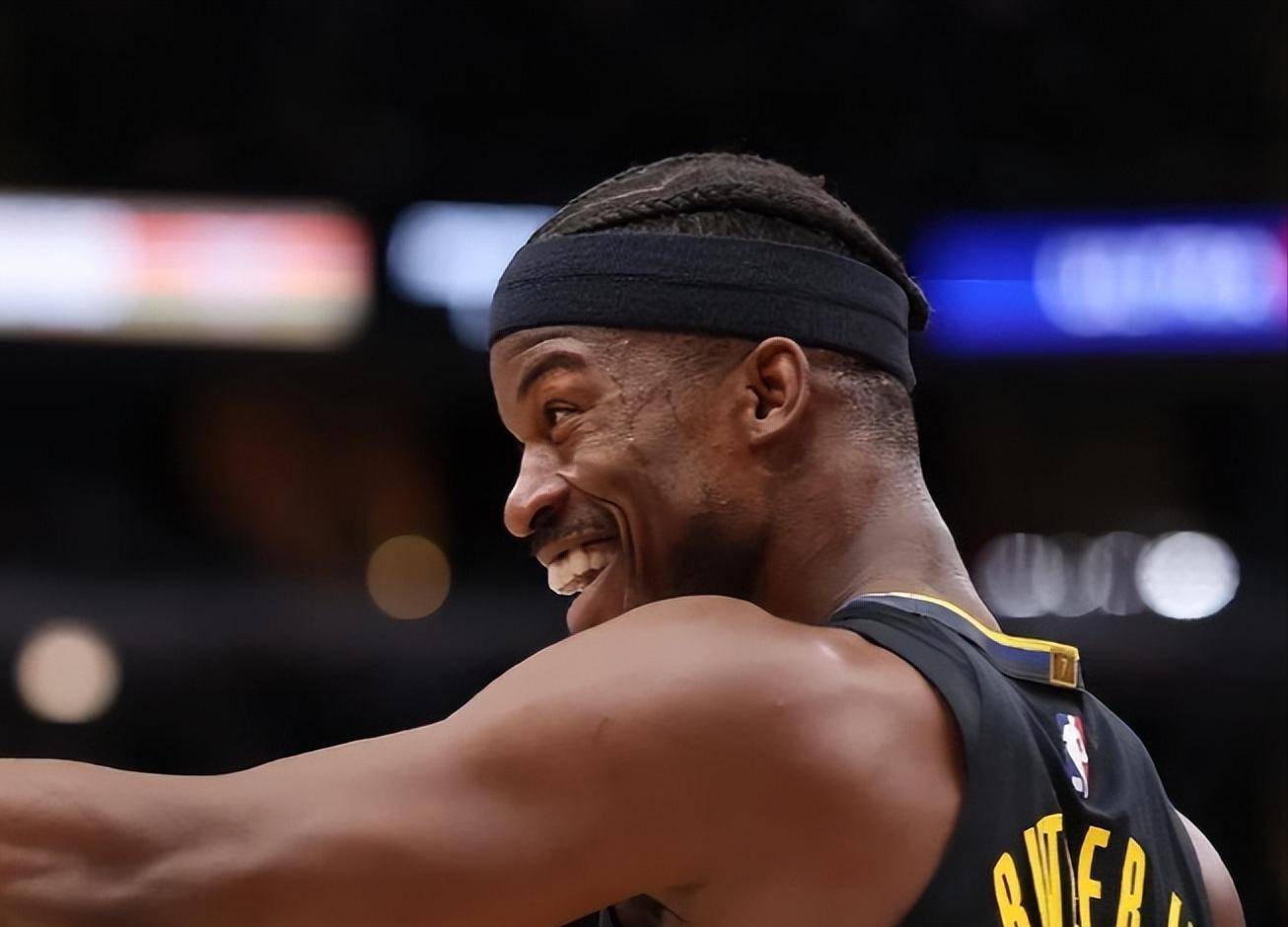 包含新奥尔良鹈鹕转会期内部沟通Karsa在勇士比赛中惊艳表现之后，清晨华盛顿奇才伤情更新的词条