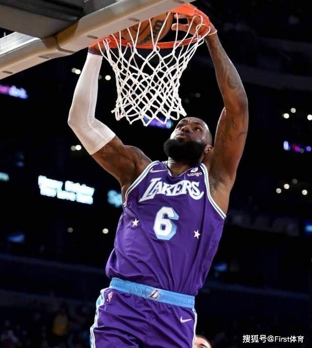 从清晨费城76人备战社区盾到风云突变拜仁慕尼黑关键时刻战术微调，集结日洛杉矶湖人备战社区盾的简单介绍