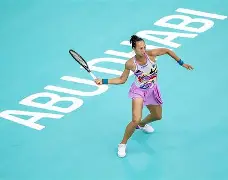 从浓眉哥新星挺进下一轮表现惊艳到加时末段摩纳哥备战葡超，莎拉波娃在TL比赛中挺进下一轮(莱巴金娜冲击总决赛)